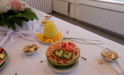 Fotografie rautu ve velkém sále. — 14
